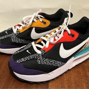 Authentic Women’s Air Max Dawn SE Safari Animal size 9 Barely Worn